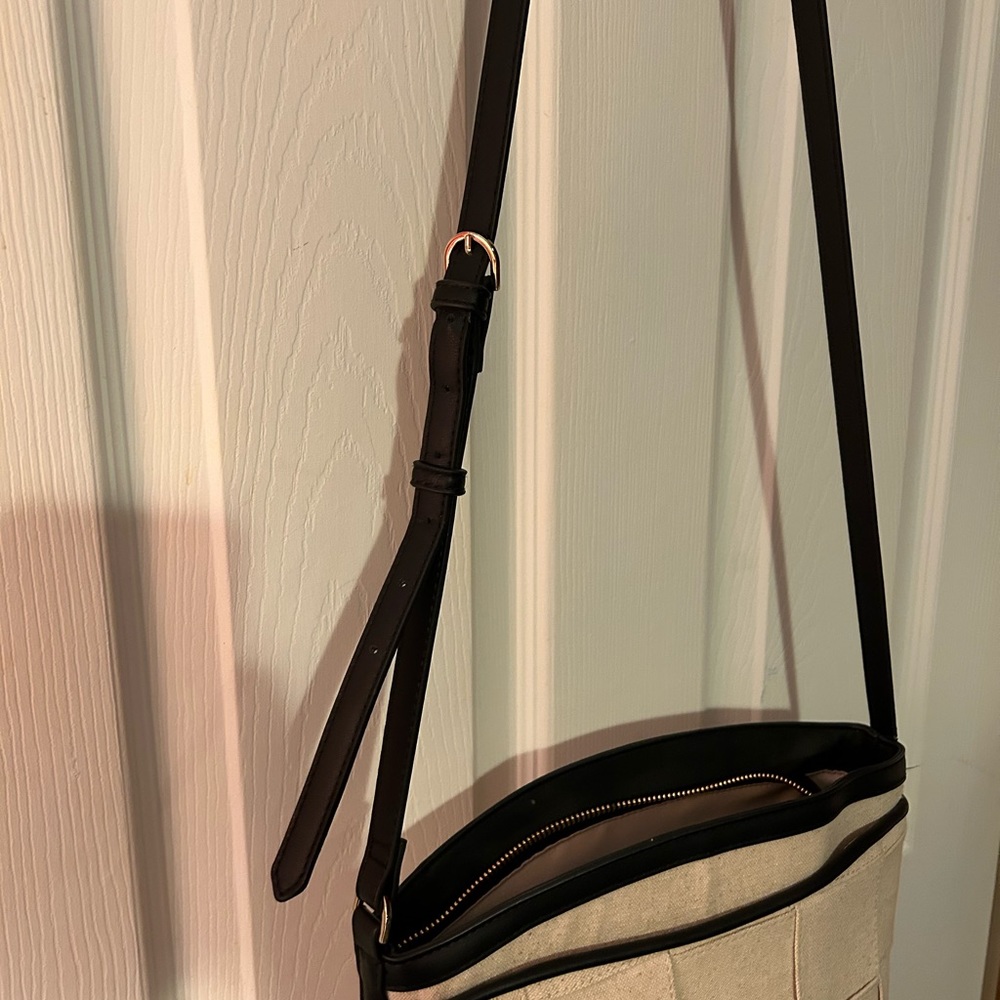 Canvas Crossbody Bag - Picture 5 of 8